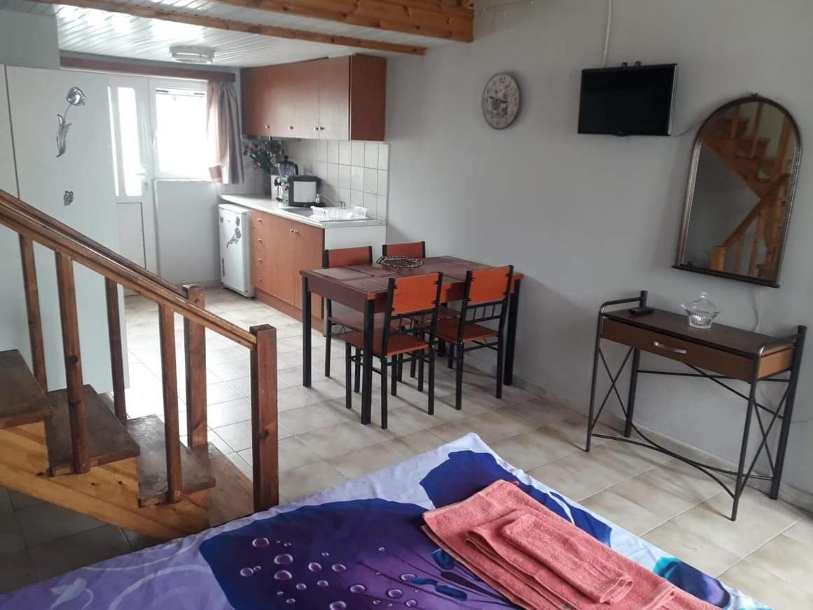 Jenny Studios Пилос Экстерьер фото